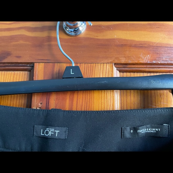Loft Skinny black pants size8 - Picture 2 of 5